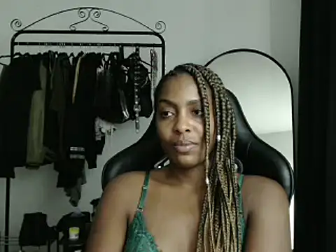 marisilva br online show from March 6, 7:21 pm