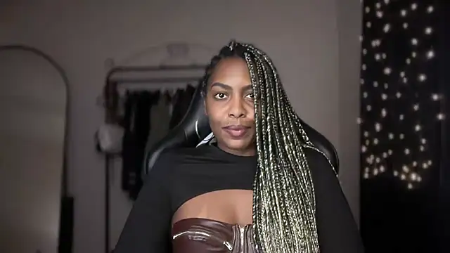 marisilva br online show from November 18, 9:08 pm