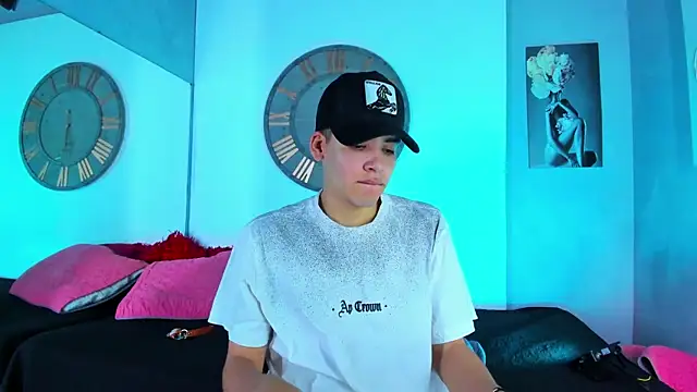 Mike 0233  online show from January 21, 4:21 am