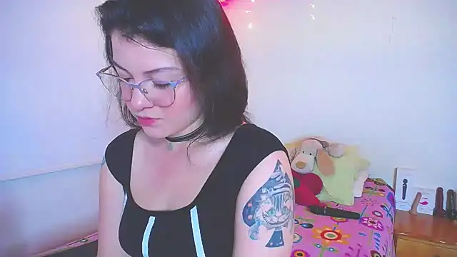 juli05star20 online show from January 11, 12:44 am