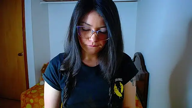 juli05star20 online show from February 16, 1:25 am