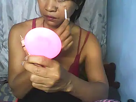 Snapshot of nene_belle chatting on October 16, 6:47 am nene belle online show from October 16, 6:47 am
