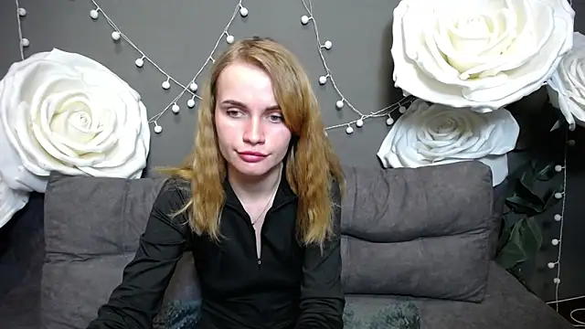 MargaritaKiss online show from November 15, 8:05 pm