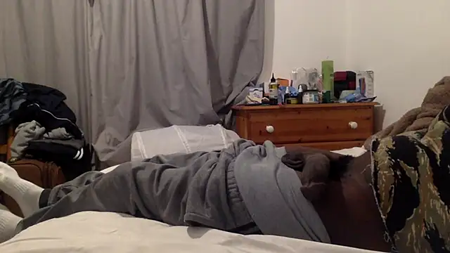 Snapshot of bigblackdick8inc chatting on January 31, 10:52 pm bigblackdick8inc online show from January 31, 10:52 pm