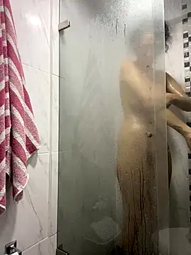 thaliacollins online show from October 13, 12:49 pm