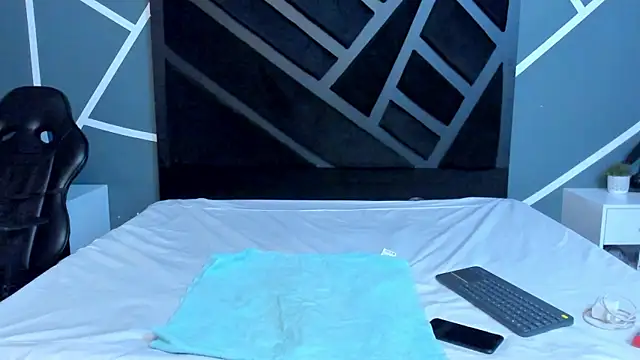 CodyWalkerR online show from March 11, 5:13 pm