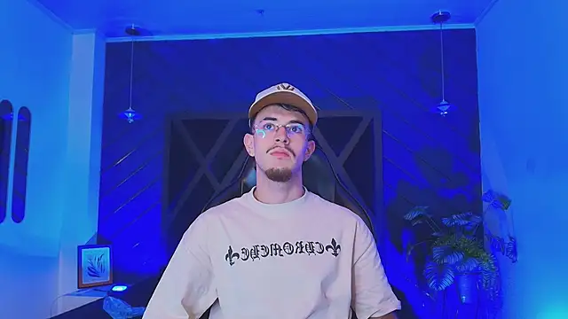 CodyWalkerR online show from March 22, 5:22 am