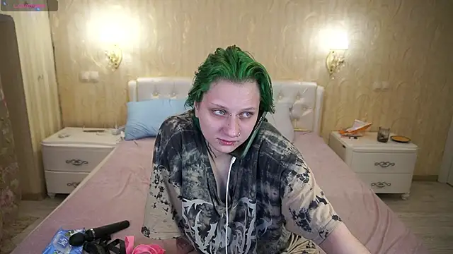 Snapshot of LunaaMayy chatting on February 27, 6:52 pm LunaaMayy online show from February 27, 6:52 pm