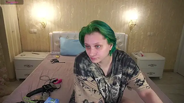 Snapshot of LunaaMayy chatting on March 1, 9:39 pm LunaaMayy online show from March 1, 9:39 pm