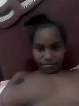 Snapshot of Ebonyyprincess chatting on November 12, 7:13 pm Ebonyyprincess online show from November 12, 7:13 pm