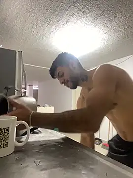 JuanBlade online show from October 7, 3:31 pm