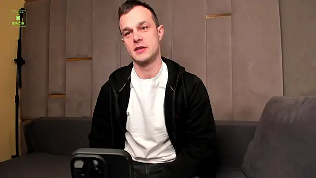 BrandonNorris online show from March 16, 4:29 am