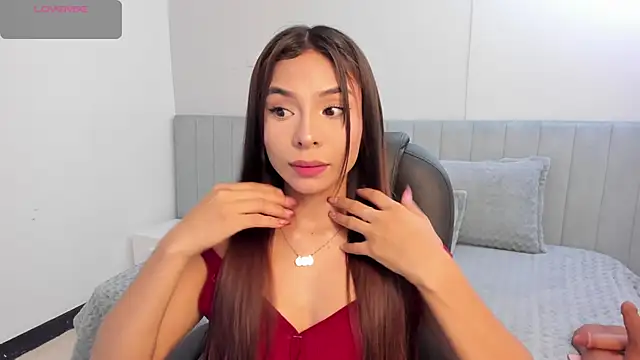 Snapshot of amira_cute2 chatting on March 20, 9:59 am amira cute2 online show from March 20, 9:59 am