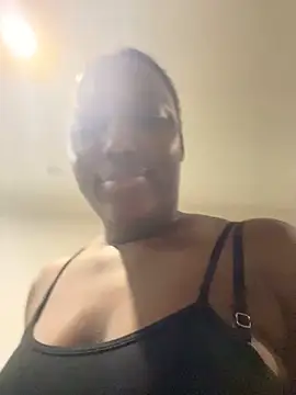 Snapshot of kellya_ chatting on February 23, 12:41 am kellya  online show from February 23, 12:41 am