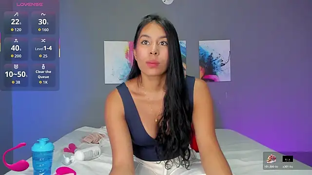 Snapshot of MadissonShakur chatting on June 25, 5:28 pm MadissonShakur online show from June 25, 5:28 pm