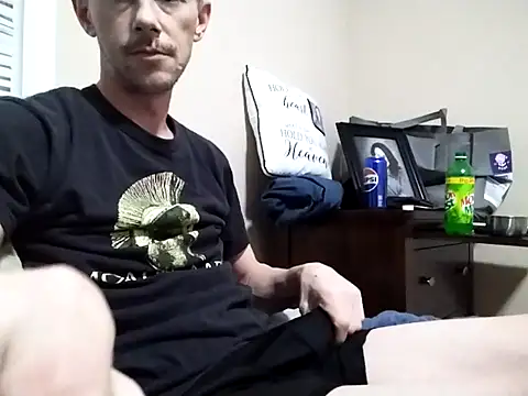 elmerfuddin87 online show from March 20, 6:08 am