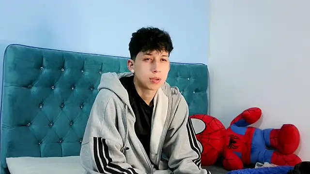  Thomas hot  online show from January 13, 3:34 am