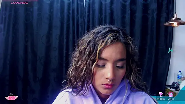 megan collins96 online show from January 19, 7:37 pm