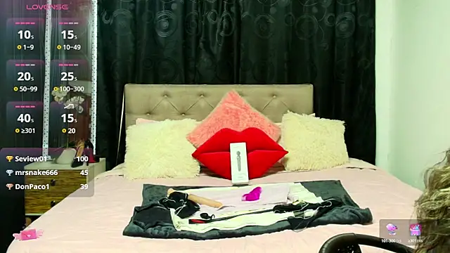 megan collins96 online show from March 20, 10:51 pm