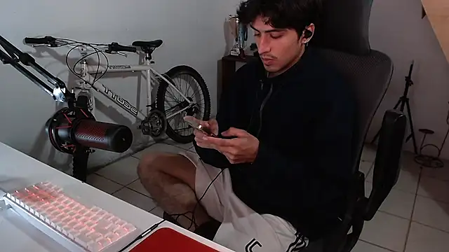 Thieves9 online show from October 16, 4:02 am