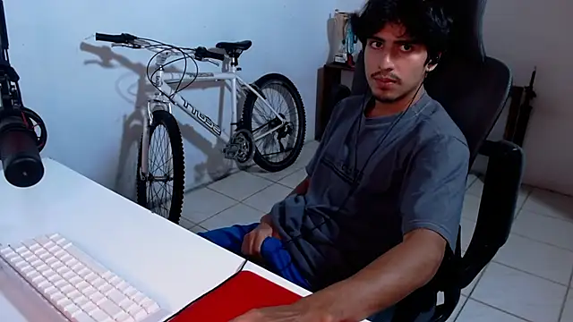 Thieves9 online show from November 13, 3:49 am