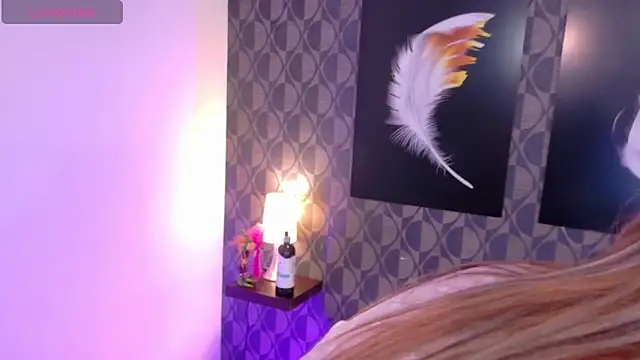 SharomRoss online show from February 3, 6:49 pm