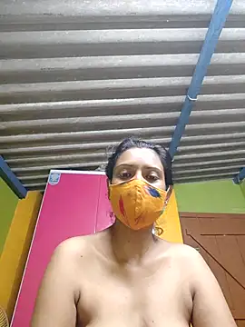 Snapshot of SuperSexyJaneman chatting on June 22, 6:43 am SuperSexyJaneman online show from June 22, 6:43 am