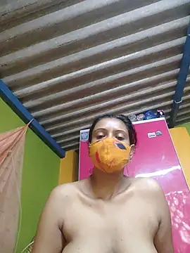 Snapshot of SuperSexyJaneman chatting on June 25, 6:51 am SuperSexyJaneman online show from June 25, 6:51 am