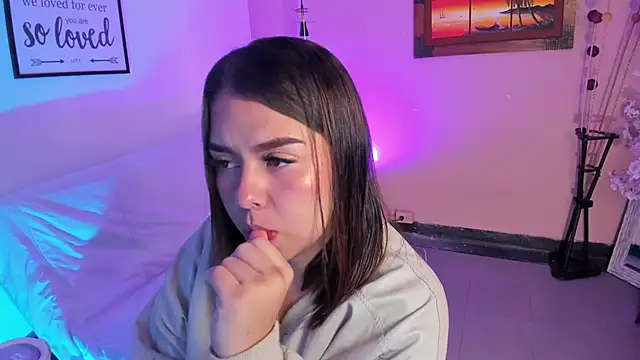 ArianaBaker online show from September 23, 1:36 pm