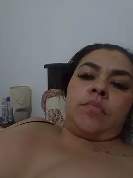 lola  sweetx online show from October 31, 11:50 pm