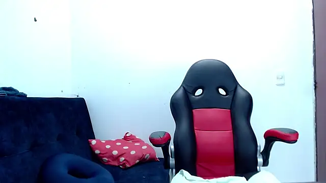 kaira sweet  online show from March 18, 11:19 am