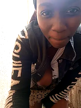 Swirly blac online show from March 21, 7:57 am