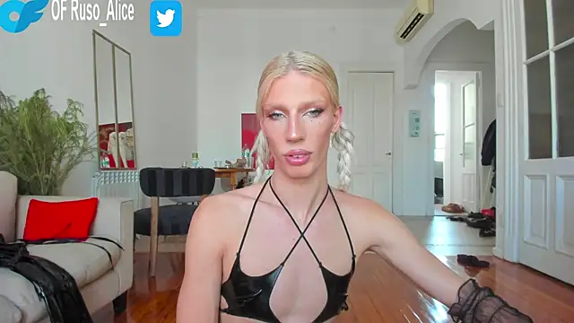 AliceSnowCatt online show from February 6, 7:29 pm