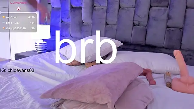 Chloe evans   online show from February 20, 7:19 pm