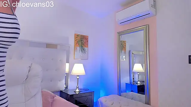 Chloe evans   online show from January 7, 11:34 am