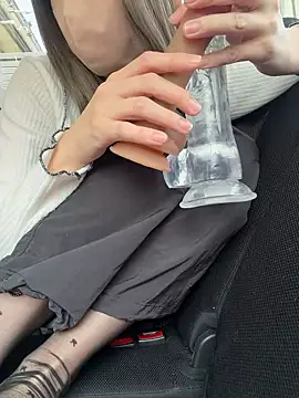 Snapshot of yooooo-chandesu chatting on March 28, 2:55 am yooooo-chandesu online show from March 28, 2:55 am