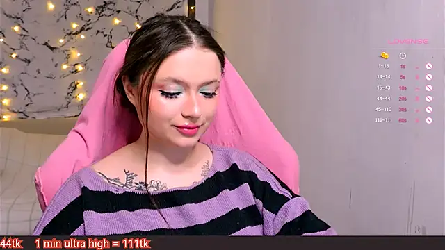 me  hanna online show from February 15, 8:43 pm