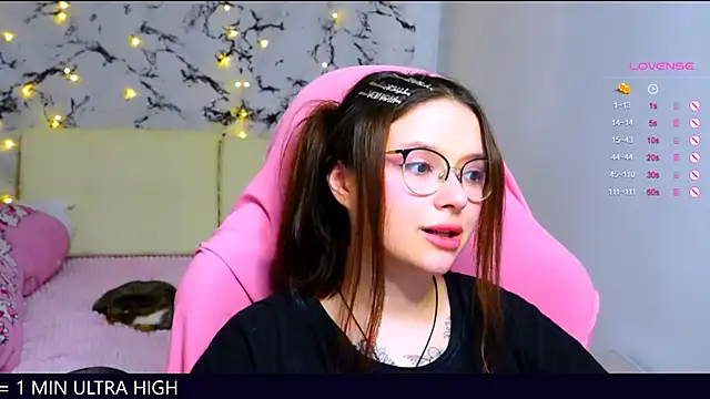 me  hanna online show from March 10, 2:28 am