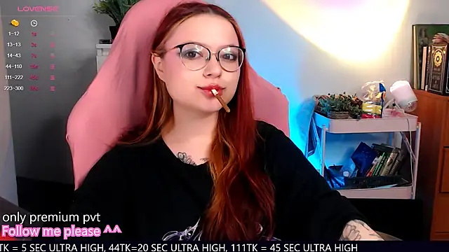 me  hanna online show from October 1, 10:05 pm