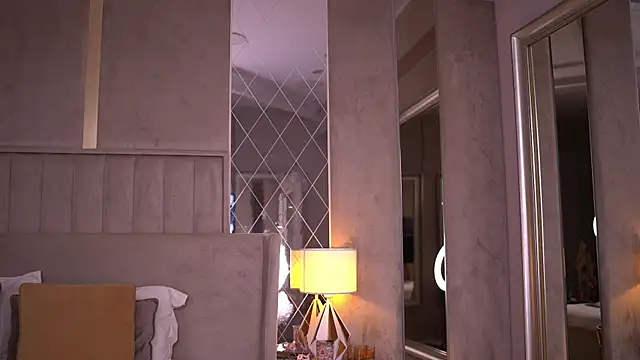 BlairSanders online show from November 10, 7:24 pm