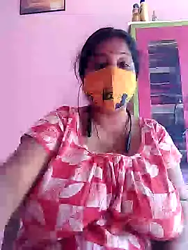 Snapshot of Kayra_34 chatting on February 7, 7:07 am Kayra 34 online show from February 7, 7:07 am