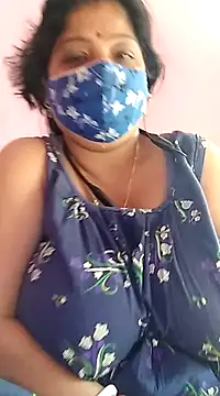 Snapshot of Kayra_34 chatting on February 19, 10:01 am Kayra 34 online show from February 19, 10:01 am