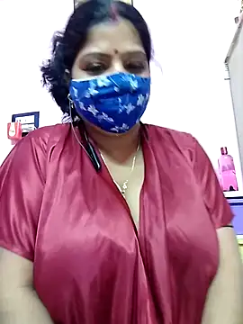 Snapshot of Kayra_34 chatting on February 20, 9:44 am Kayra 34 online show from February 20, 9:44 am