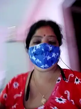 Snapshot of Kayra_34 chatting on February 24, 5:43 am Kayra 34 online show from February 24, 5:43 am