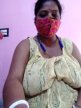 Snapshot of Kayra_34 chatting on October 16, 7:20 am Kayra 34 online show from October 16, 7:20 am