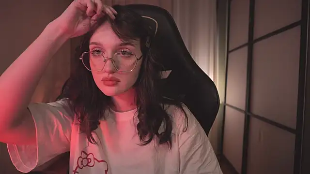 ELLIEJAY online show from February 1, 11:48 pm