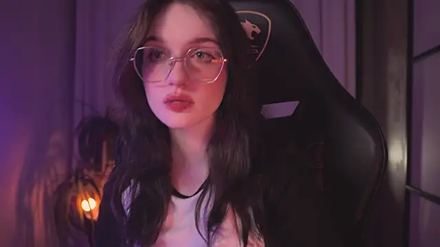 ELLIEJAY online show from February 5, 8:14 pm