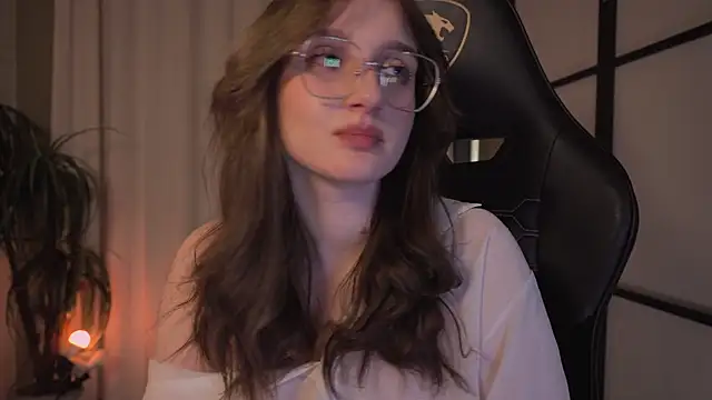 ELLIEJAY online show from February 27, 3:25 am