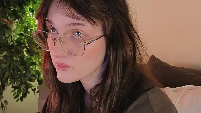 ELLIEJAY online show from November 20, 5:18 am