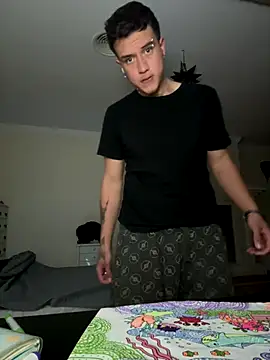 MrUniverse  online show from November 21, 12:32 am